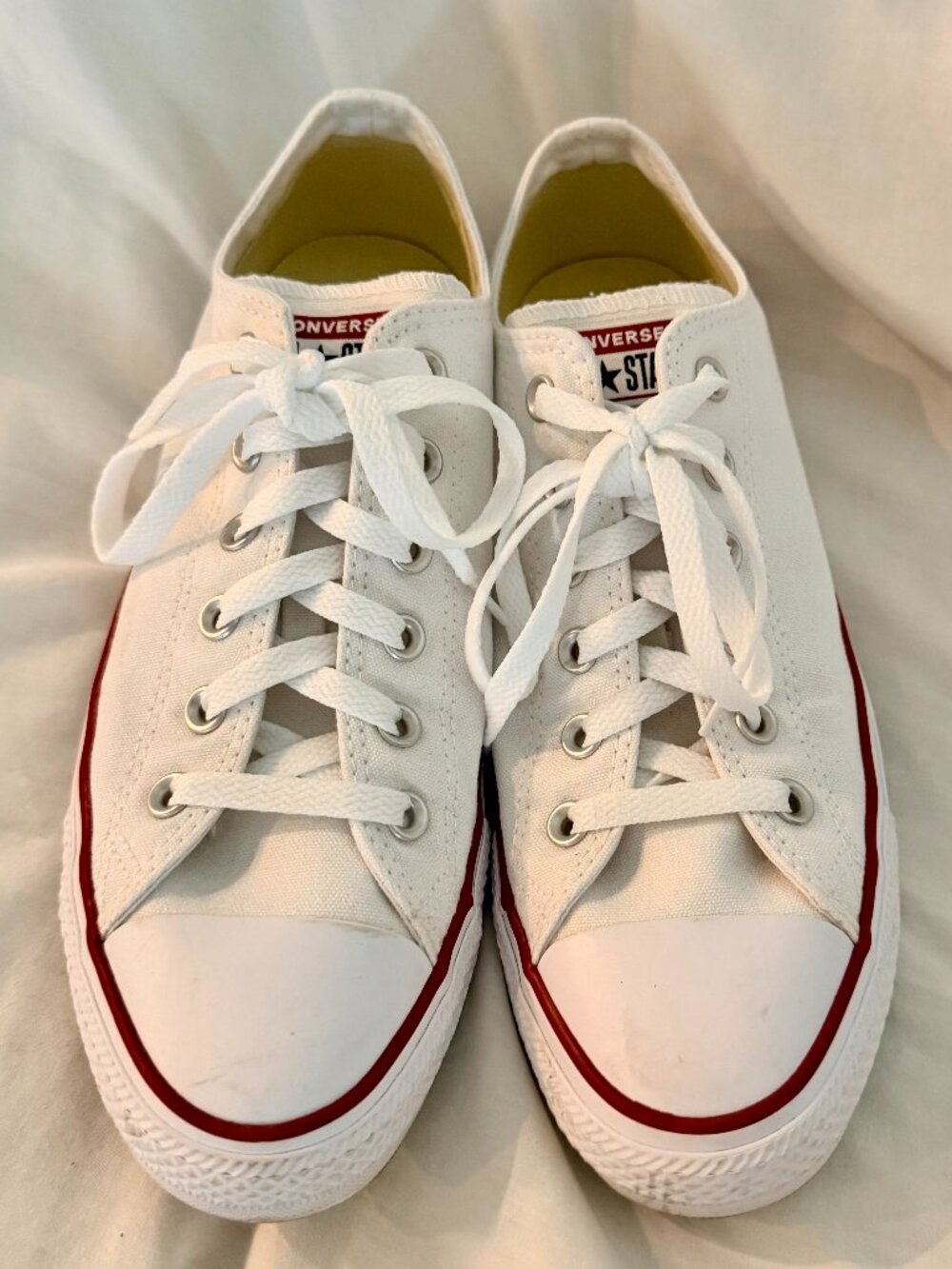 Converse Chuck Taylor All Star Low Top White Canvas Sneakers Size 10 Women 8 Men